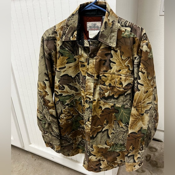 RedHead Other - Men’s Medium RedHead Camo Hunting Button Down Jacket with Quilted Interior